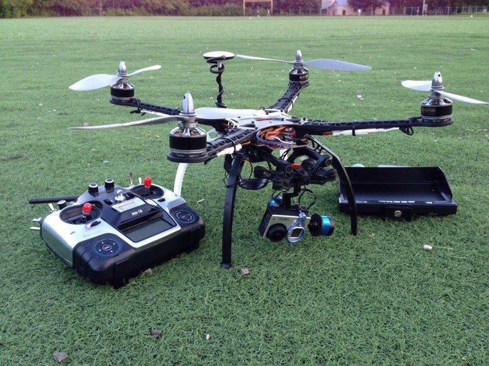 Квадрокоптер для видеосъёмки и FPV полётов по камере GoPro