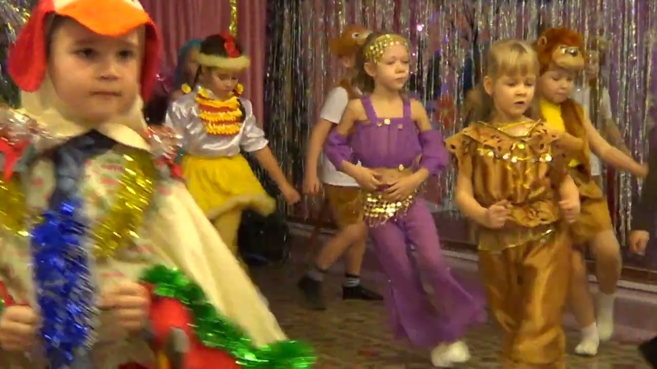 Новый год 1 часть д/с 