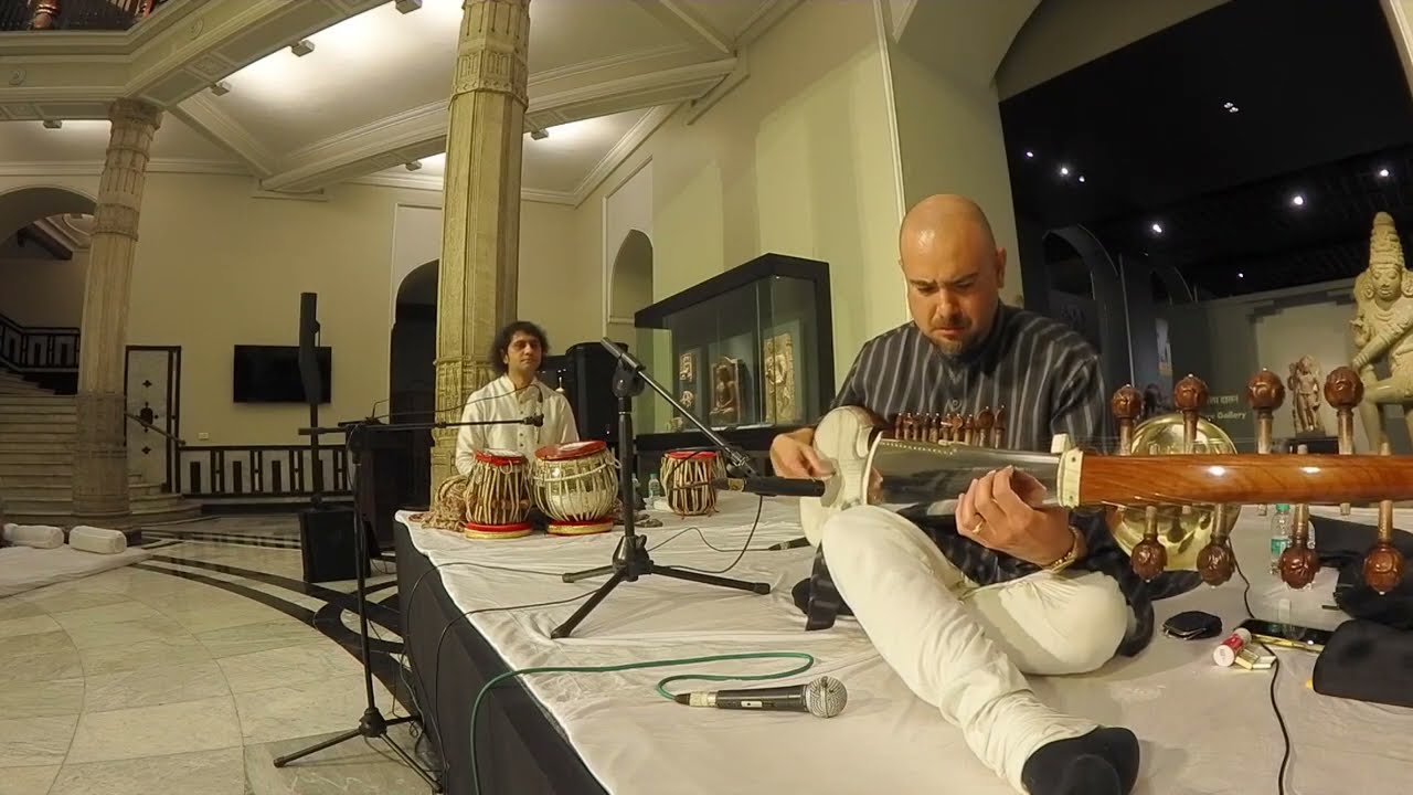 Ustad Alam Khan & Ojas Adhiya Live in Mumbai