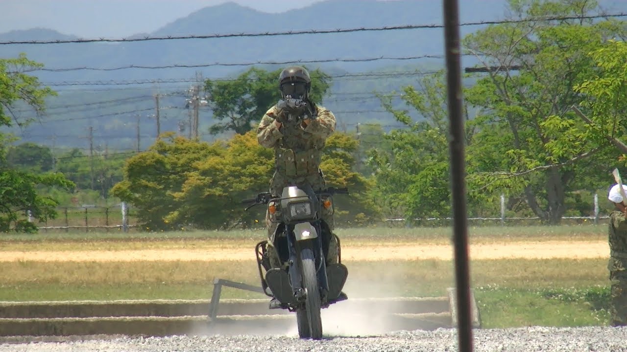 青野原駐屯地・創設41周年記念行事「訓練展示」