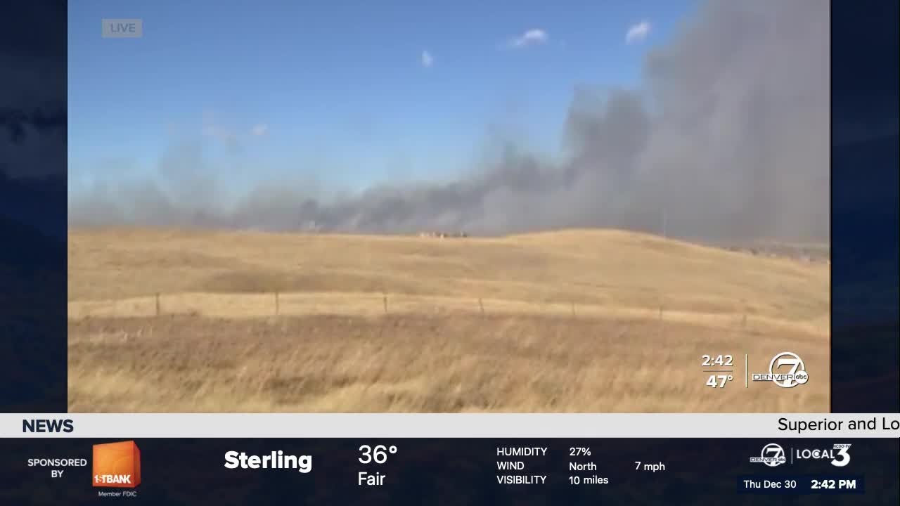 Boulder County wildfire overtakes at least one home in Superior