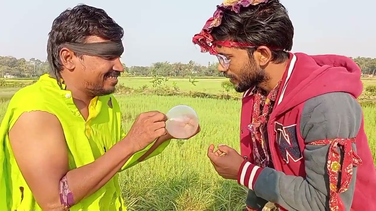 দুই পাগলের পথের মাঝে কি পেয়ে মারামারি#aakhirkyutootichhorebarghatiteam 