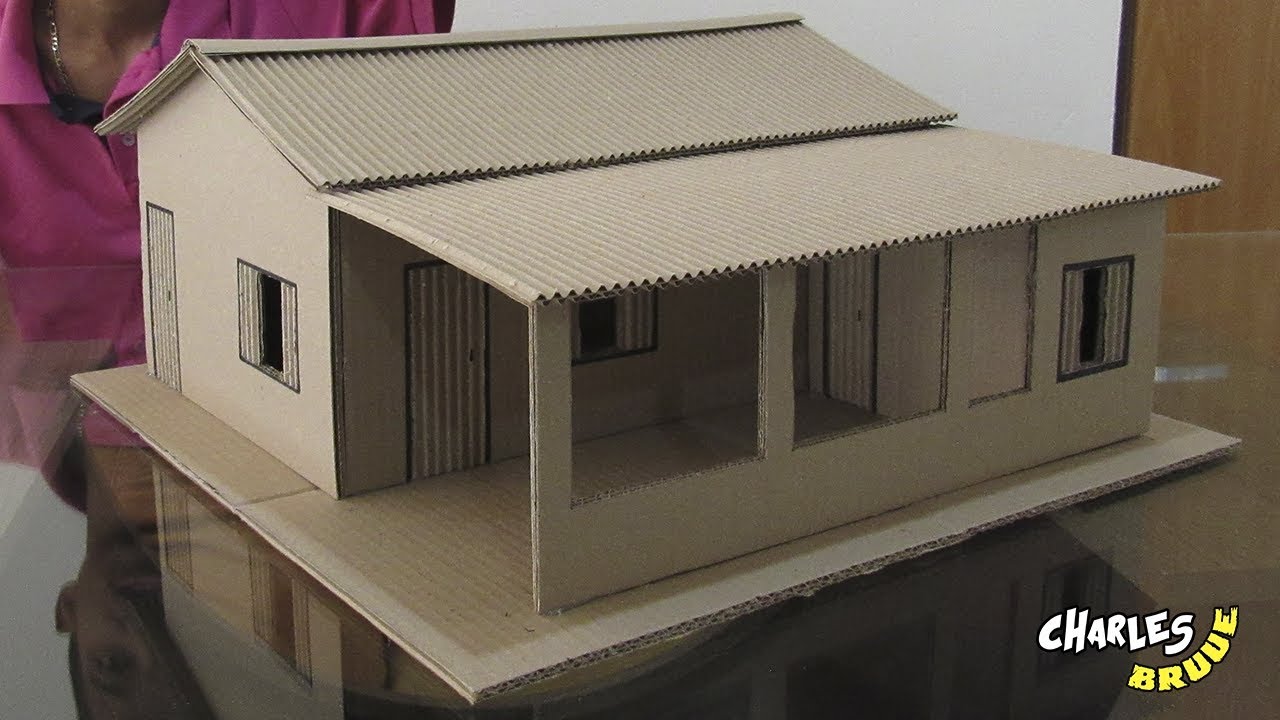 FIZ MINHA CASA DE PAPELÃO