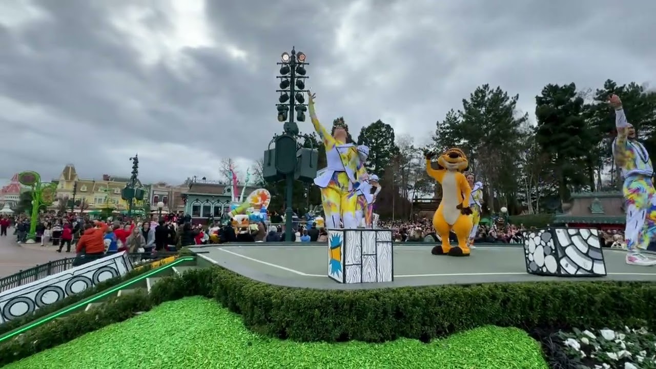 Disneyland Paris, A Million Splashes of Colour.