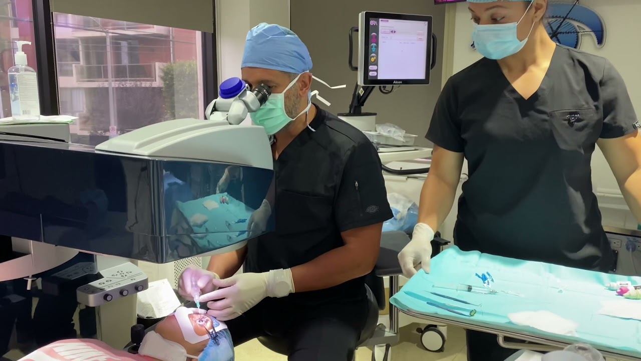 Blade-free Topography-Guided Contoura zLASIK By Dr Soroudi, MD, MS
