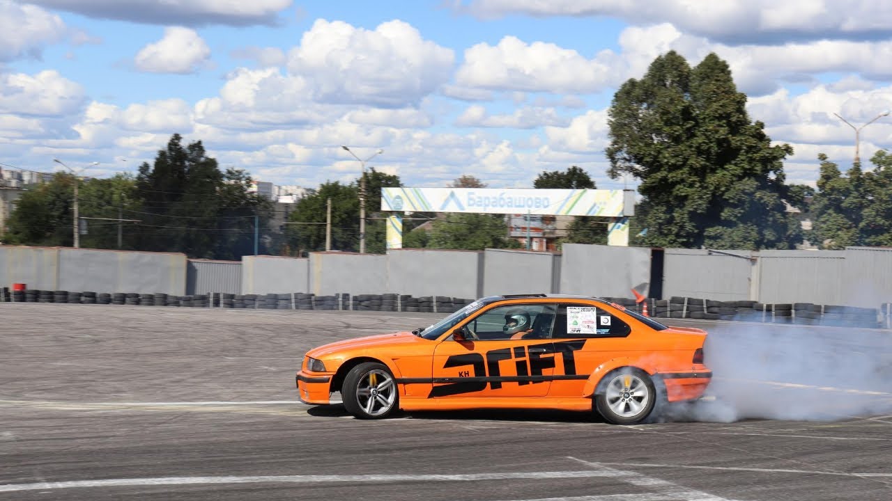 DRIFT KHARKOV.  Дрифт шоу на Барабашово, Харьков. Компрессорная Волга, турбо Сиера, Тойота, Бмв.