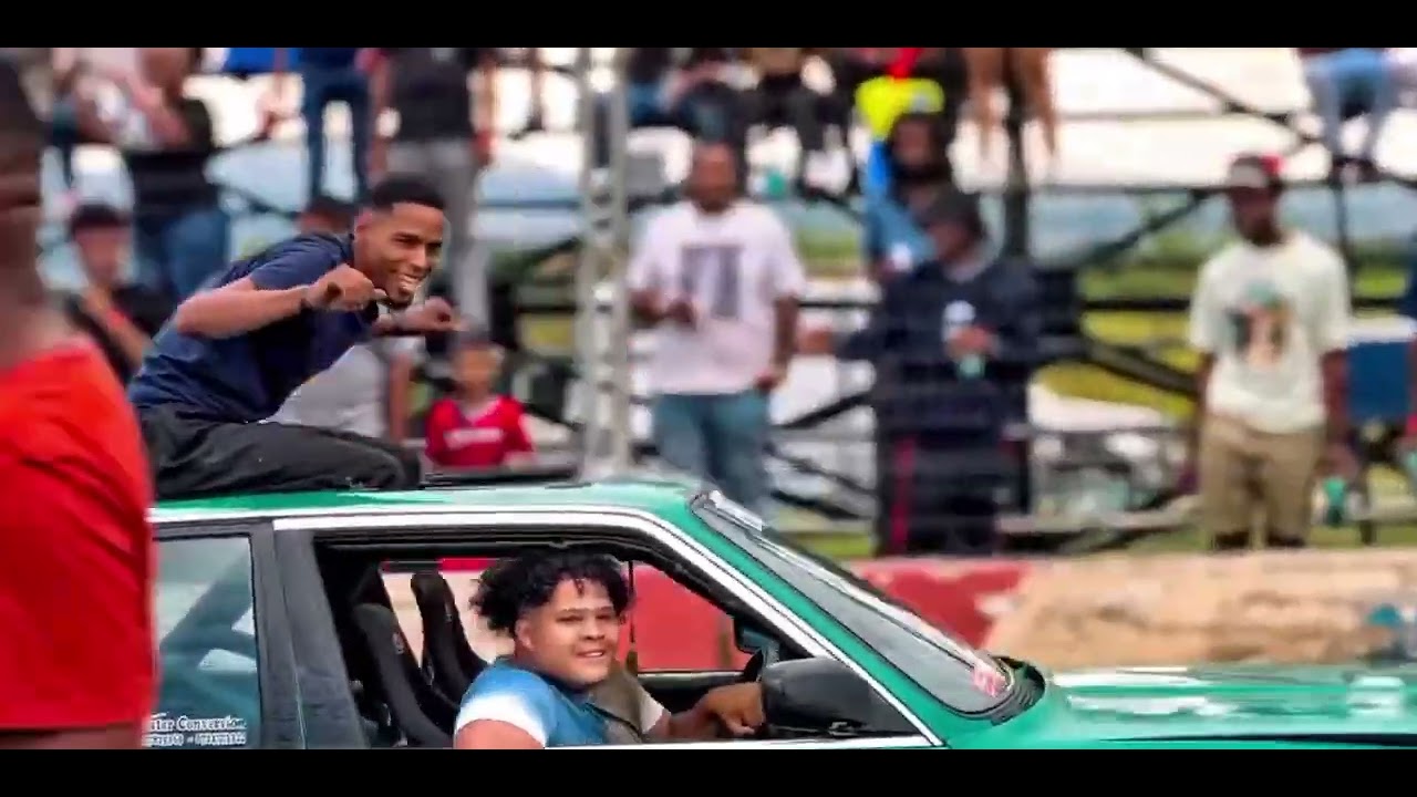 Katra spinning and drifting on 3 wheels