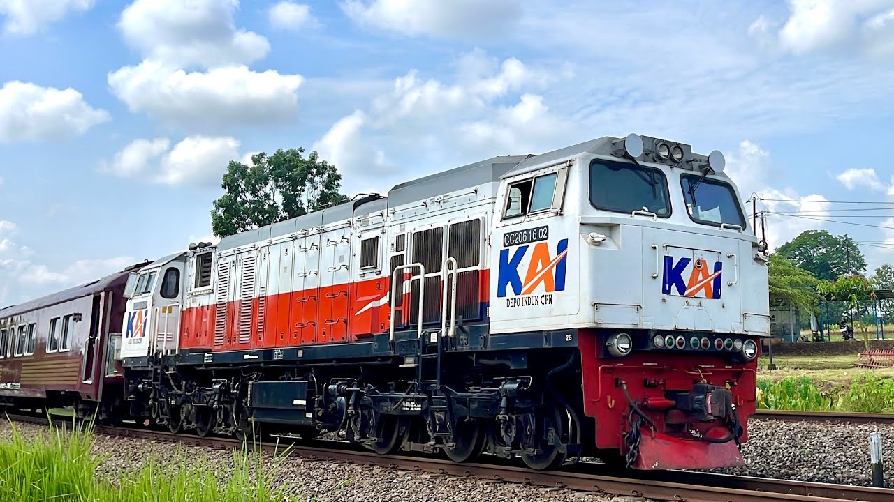 LOKOMOTIF SUMATERA!!😍🤩 | CC 206 16 02 CPN ex KPT - KA 109 FUYK (YK-PSE)
