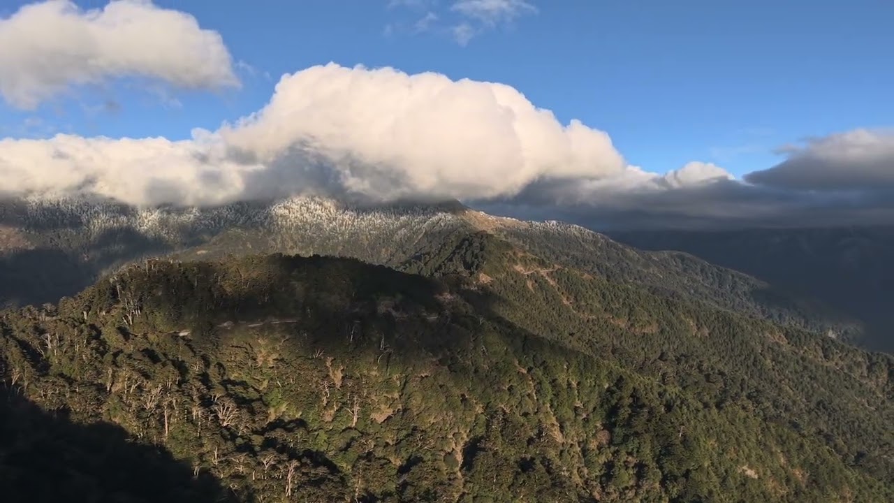 合歡山空拍日落