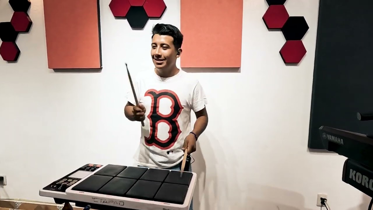 Es El Amor - Aztral Kumbia En Vivo