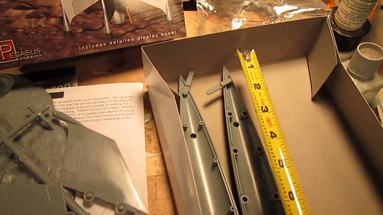 Pegasus Hobbies Cosmostrator and Luna model kit review
