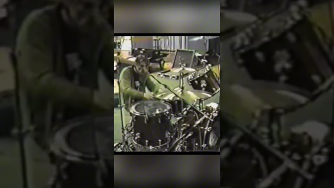 Behind the scenes at Nirvana's recording studio#nirvana