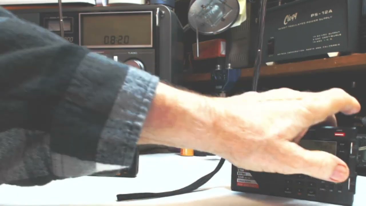 TRRS #2334 - Attempting To Compare RETEKESS V115 to Tecsun PL-330