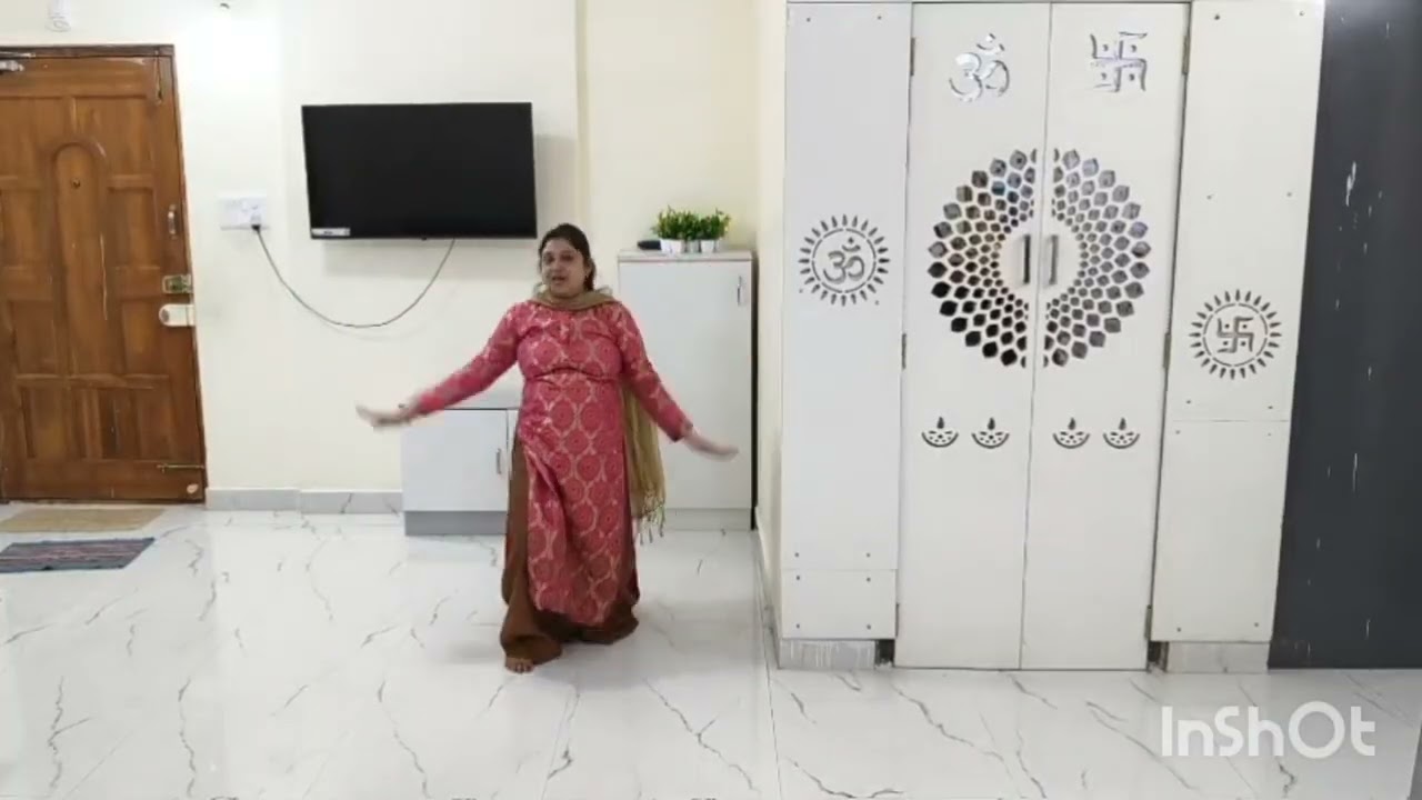 Mother of the bride's performance for Damadji ||eassy dance steps|| Mithila kan kan & Damadji agna||