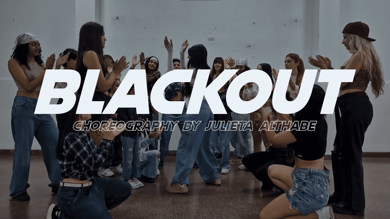Blackout 🧊 - Emilia x Tini x Nicki Nicole / Coreografía por Juli Althabe - Baila RoseCrew