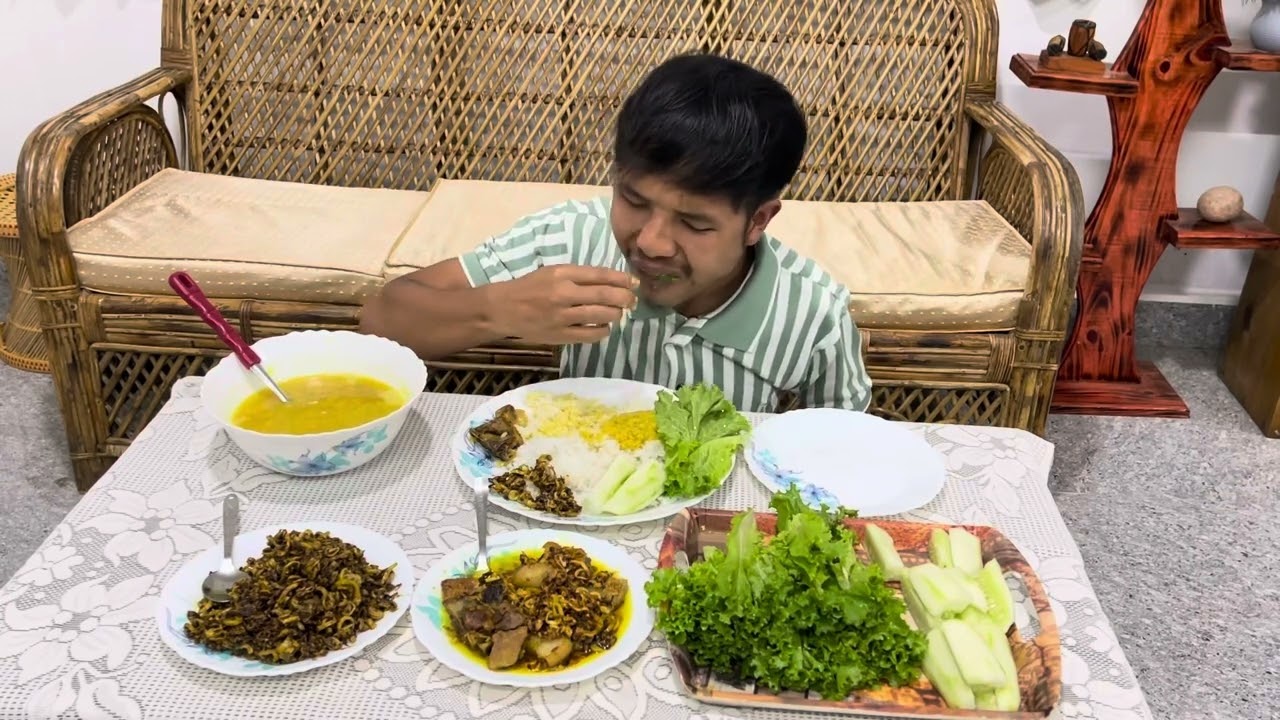 Bamja Dohsniang Bad Lungsiej #Stir-fried Bamboo Shoots with Pork&hellip;.