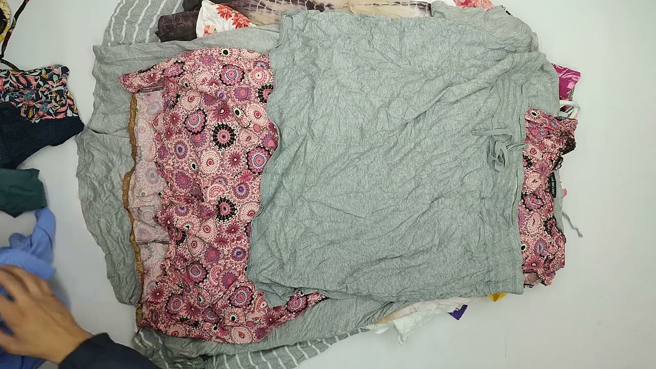 23689 Микс женский большие размеры 880 Ladies Plus Size Mix (extra) 1 пак 45.5кг 4.85&euro;/кг 225шт