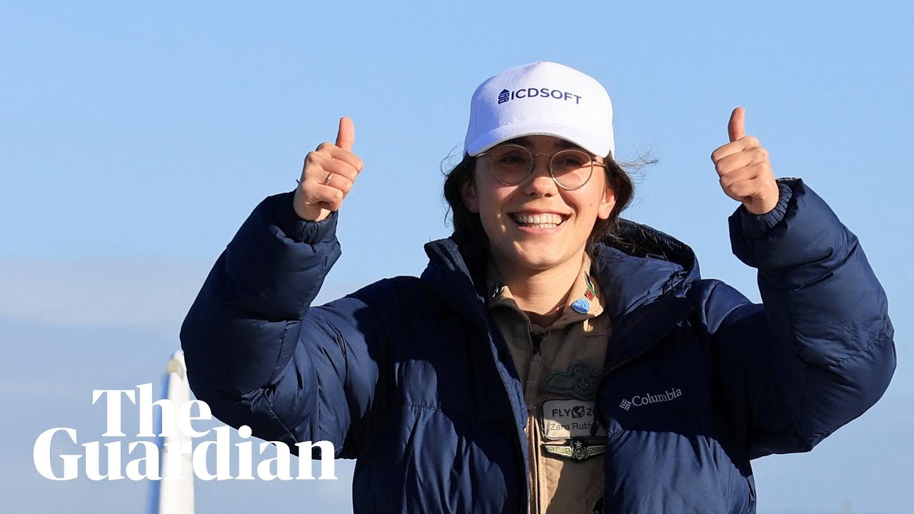 Teenager becomes youngest woman to fly solo around the world