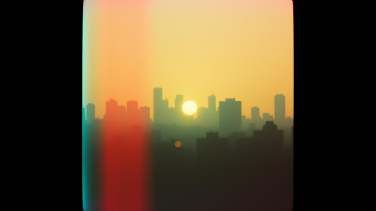 Iridescent Kingdom Comes   DLWMS Mellow Rock v2
