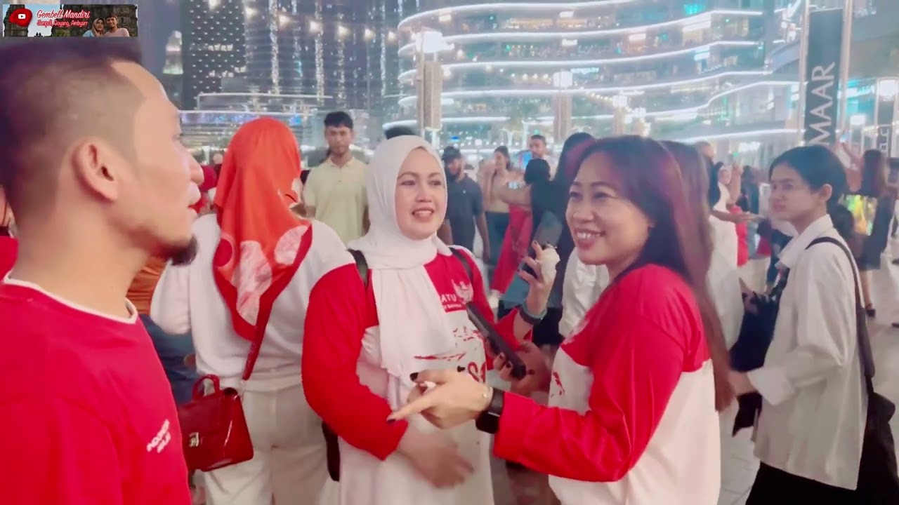 PENGIBARAN BENDERA MERAH PUTIH DI BURJKHALIFA GEDUNG TERTINGGI DI DUNIA