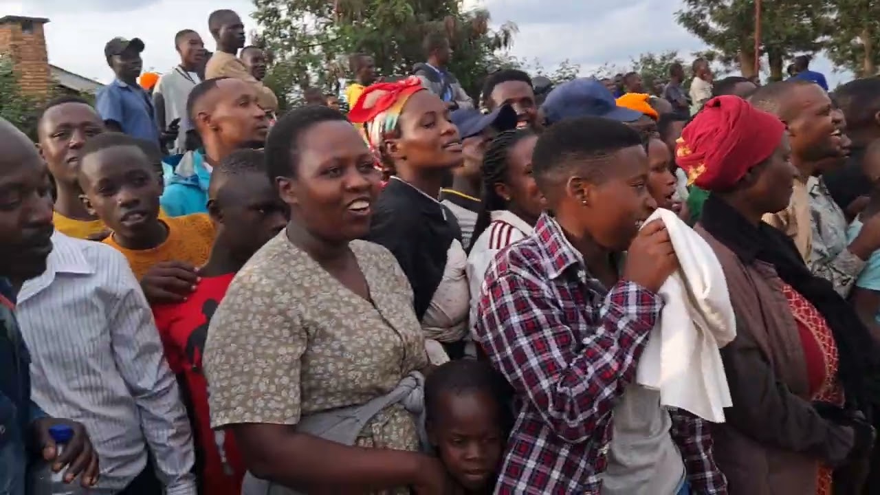Reba tumwe mu dushya twaranze umukino wahuje ikipe ya Murambi FC n'iya Kabarore FCmp4