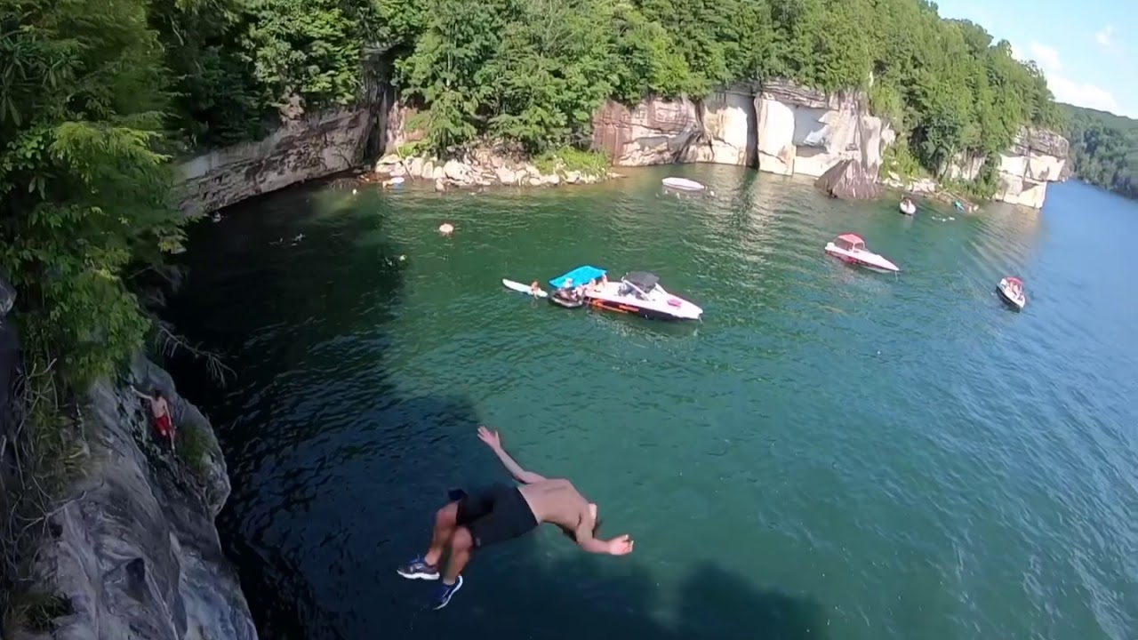 Cliff jumping WV | 80ft TANDEM gainers