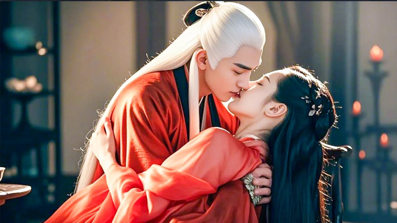 💕鳳九被帝君吻得嬌喘不止，帝君上頭不肯停，激情舌吻共度初夜！！ #三生三世枕上书#迪丽热巴#高伟光#高甜电视剧 #中国电视剧