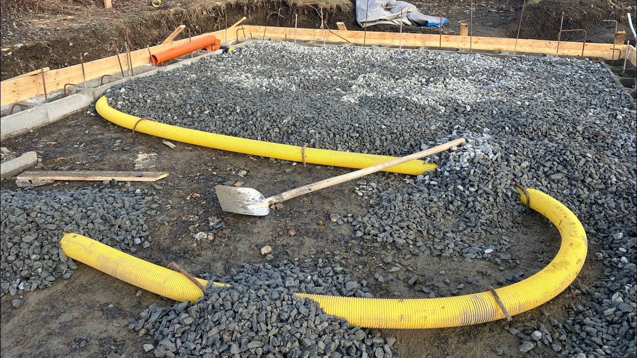 #30 Štěrk pod desku, odvětrání radonu, bednění- Postavil jsem dům