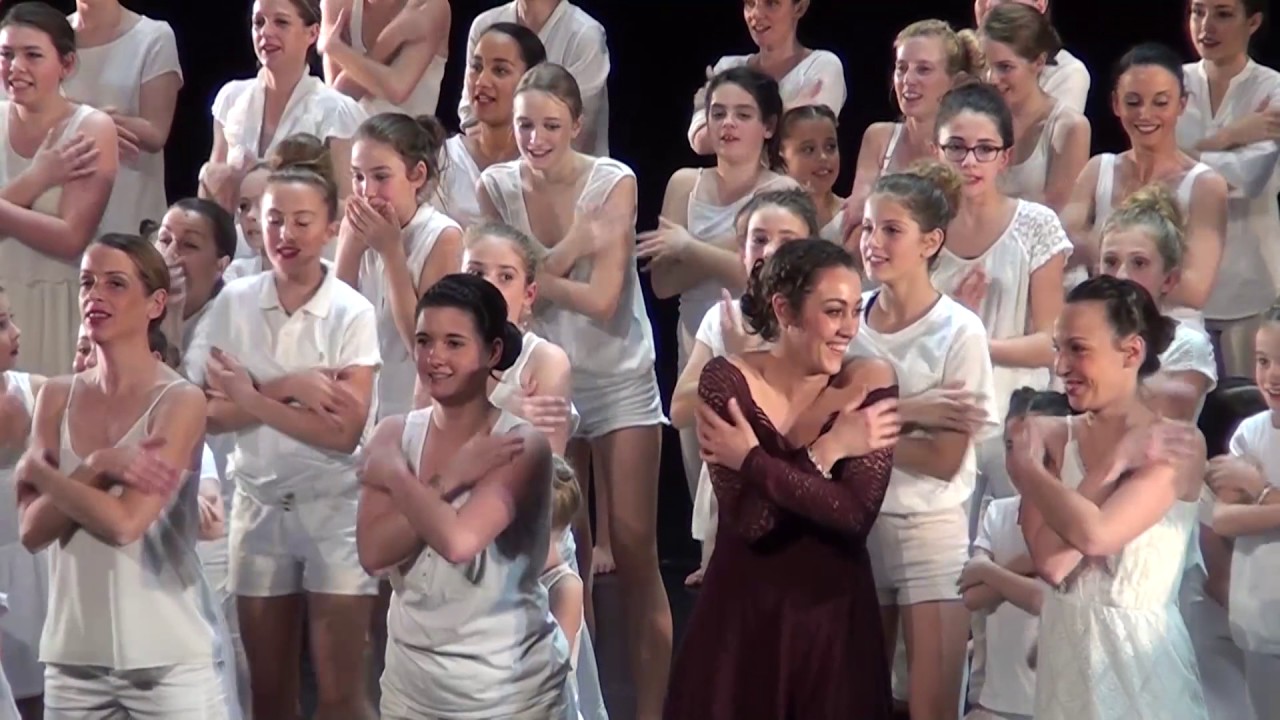 Gala Art Danse Studio pour les Restos du Cœur : Final