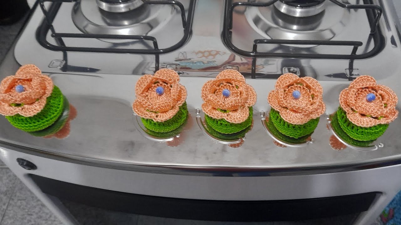 Capinha para Botão de Fogão em Crochê Modelo em Flor