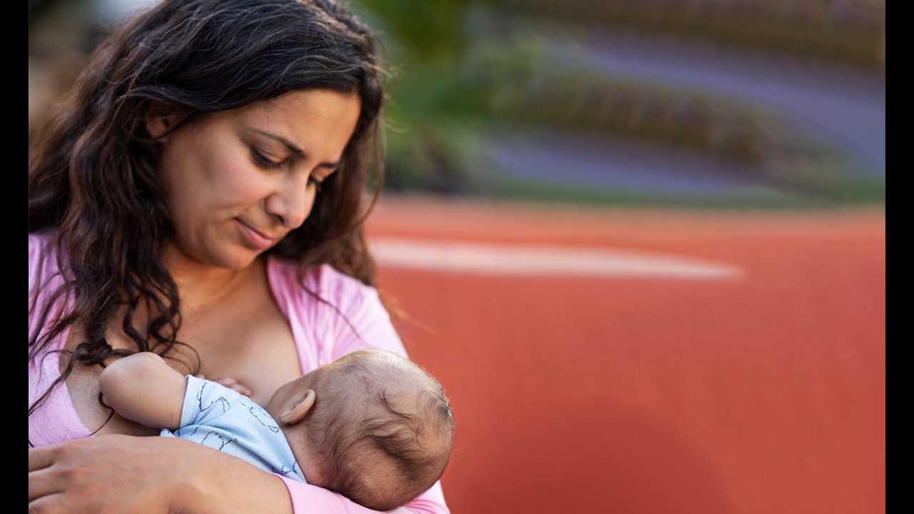 Lactancia materna: un escudo contra cánceres infantiles