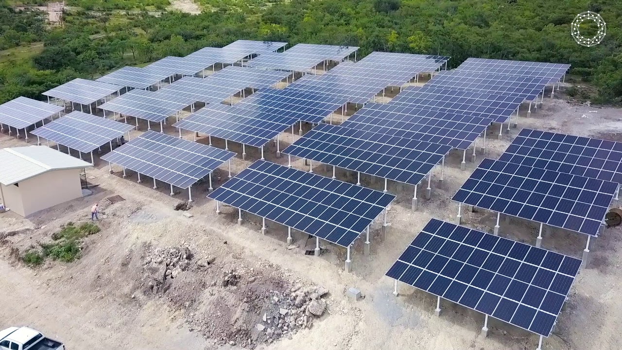 Instalaci&oacute;n de Paneles Solares Mixteca Oaxaca