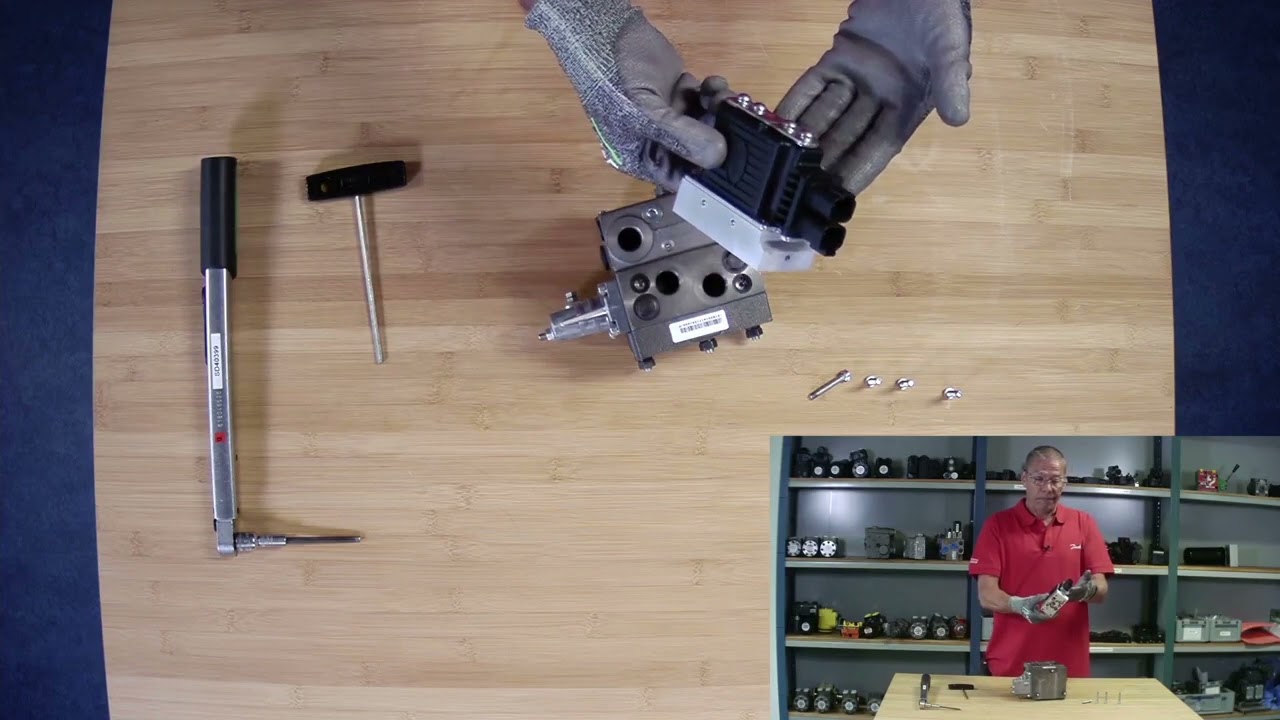 Disassembling a PVE on a Danfoss PVG Proportional Valve