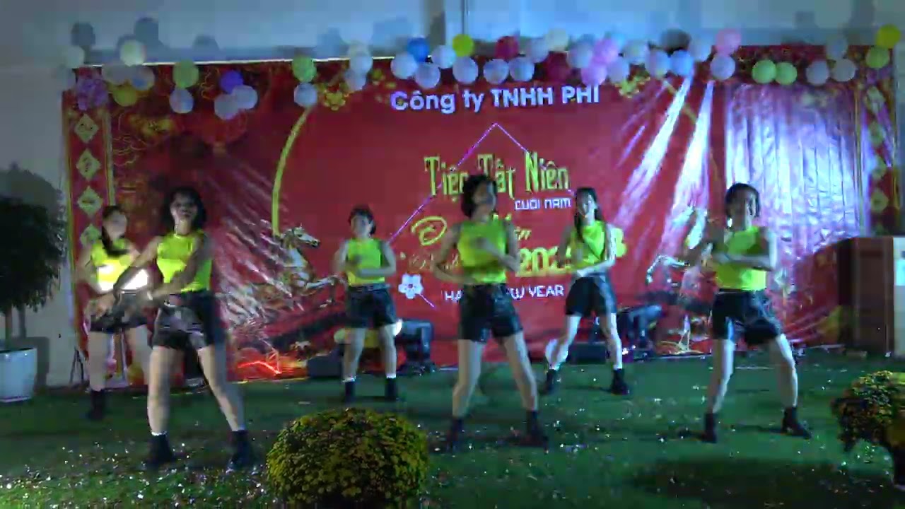 Vương Vấn - Tất niên 2026 cty TNHH Phi