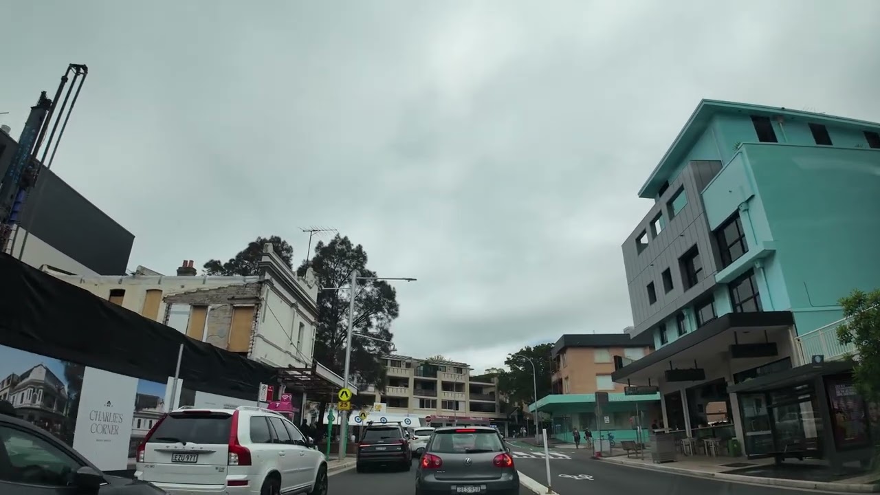 4k Sydney's wealthiest suburbs and Bondi Beach .