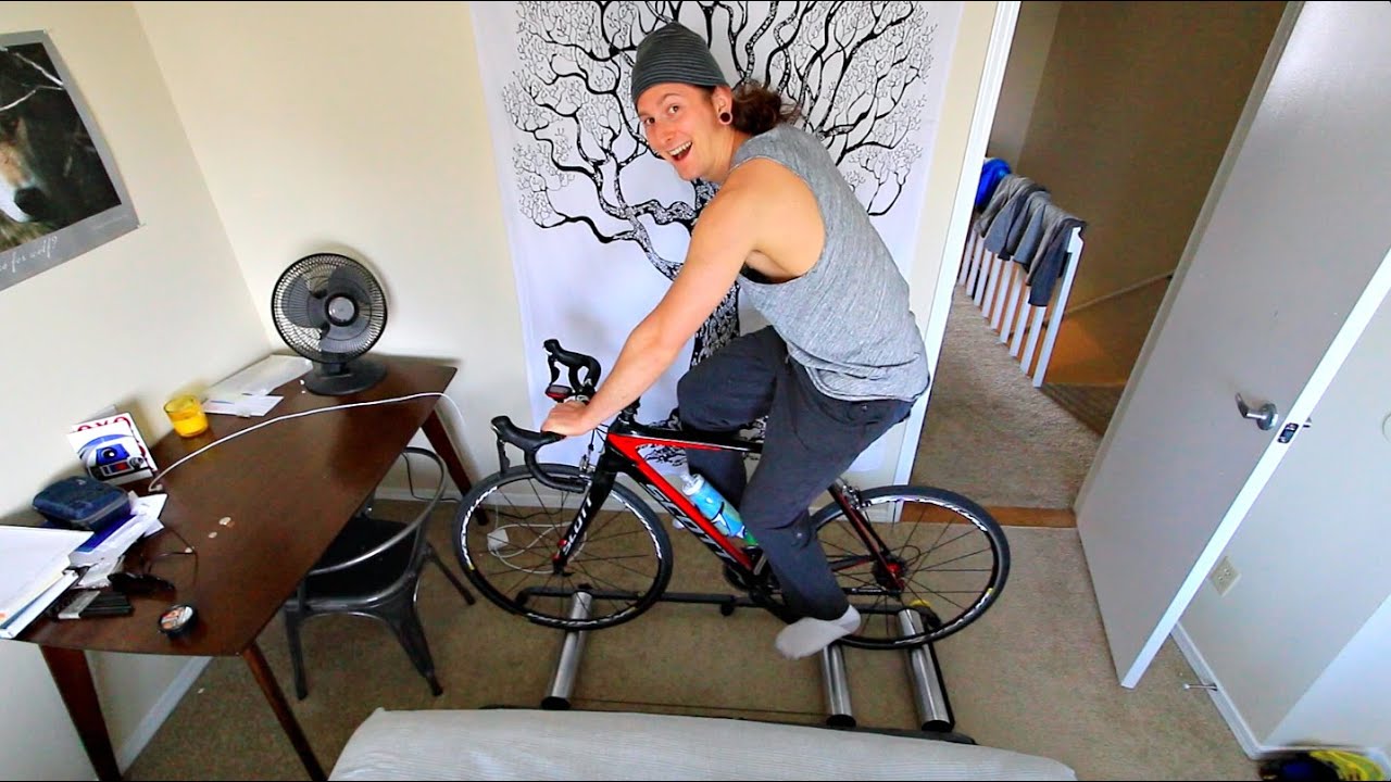 FIRST TIME ON BIKE ROLLERS
