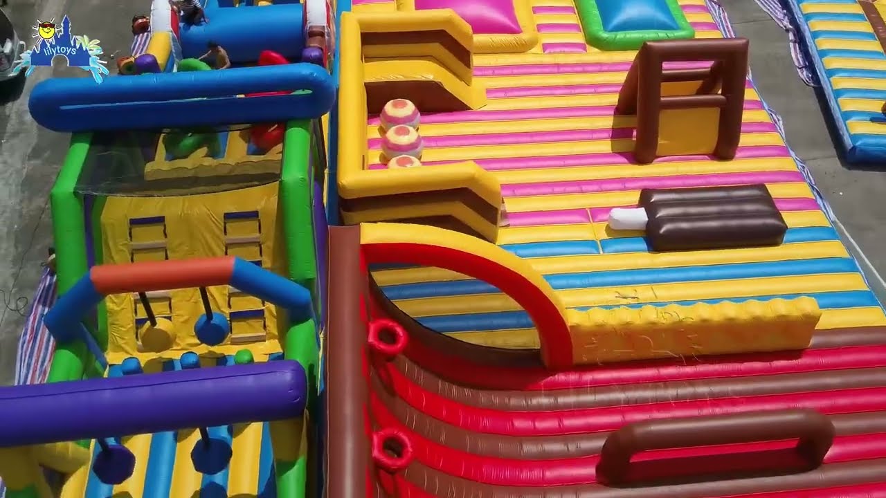 Vibrant Dual-Zone Inflatable Play Kingdom: Endless Fun for Everyone!