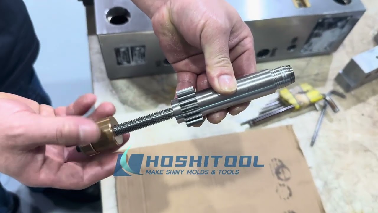 New Unscrewing mold in Hoshi Tool Manufacturing Limited