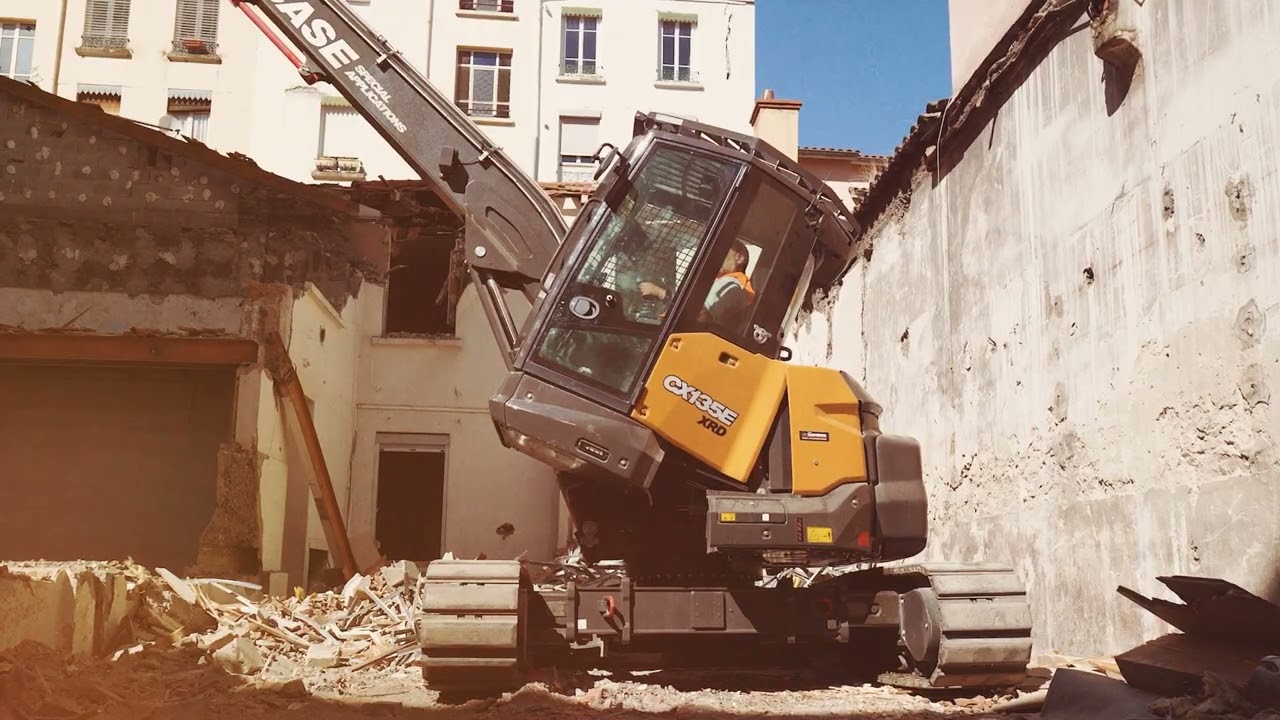 Case Special applications: Case CX135E XRD