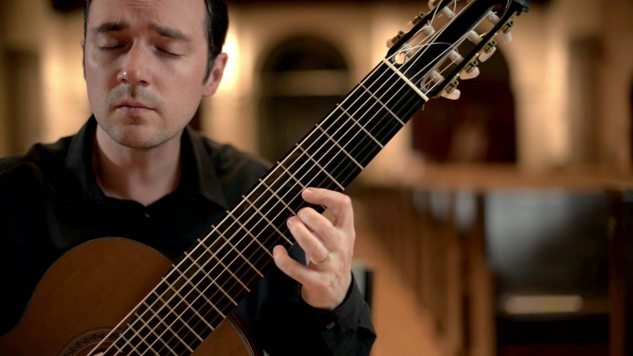 S.L. Weiss Fantasie on 8-string guitar