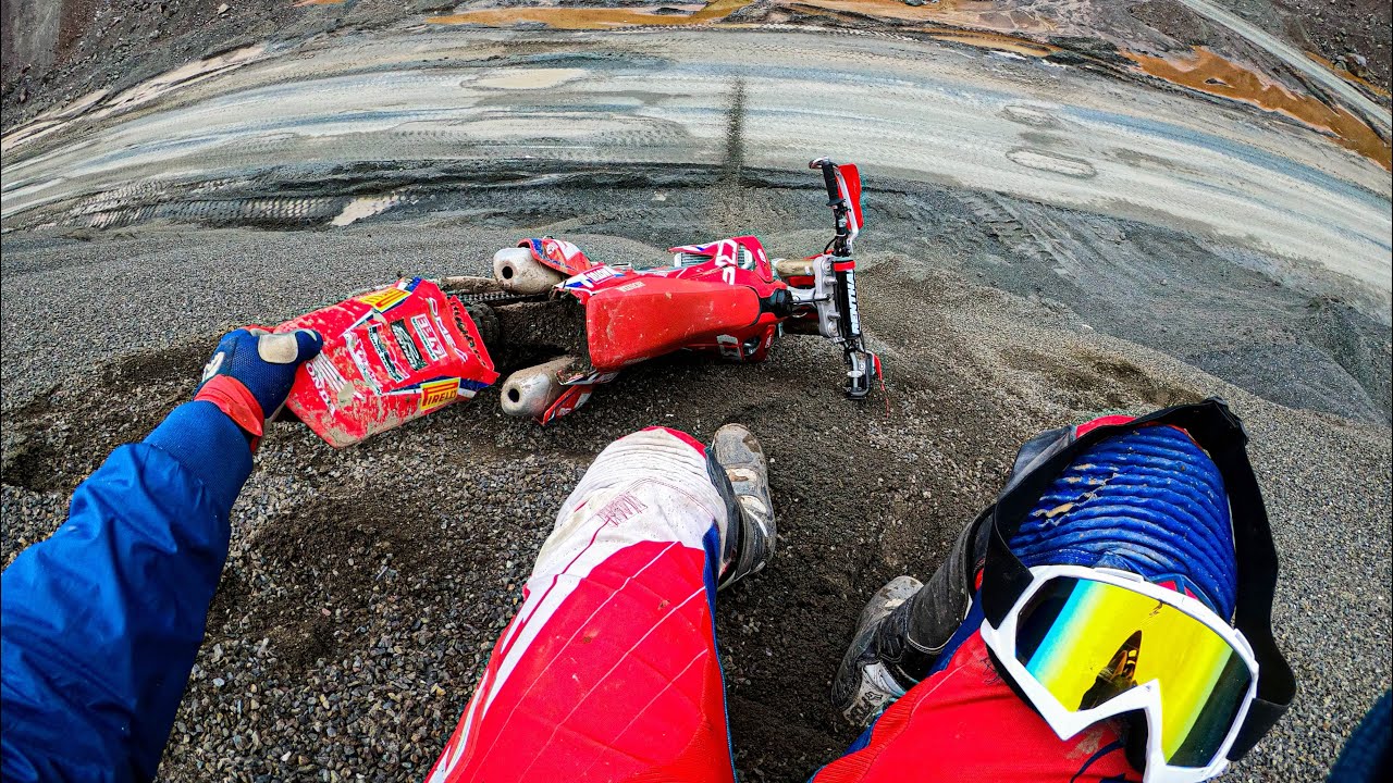 Fixing broken fender on the trail / 2014 HONDA CRF450R
