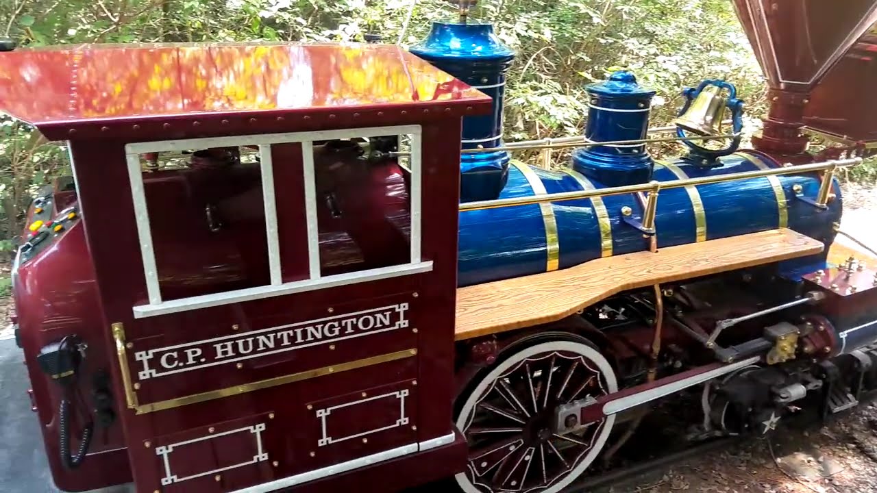 Train Ride Inside Ohio Zoo, USA  |  Columbus Zoo Train