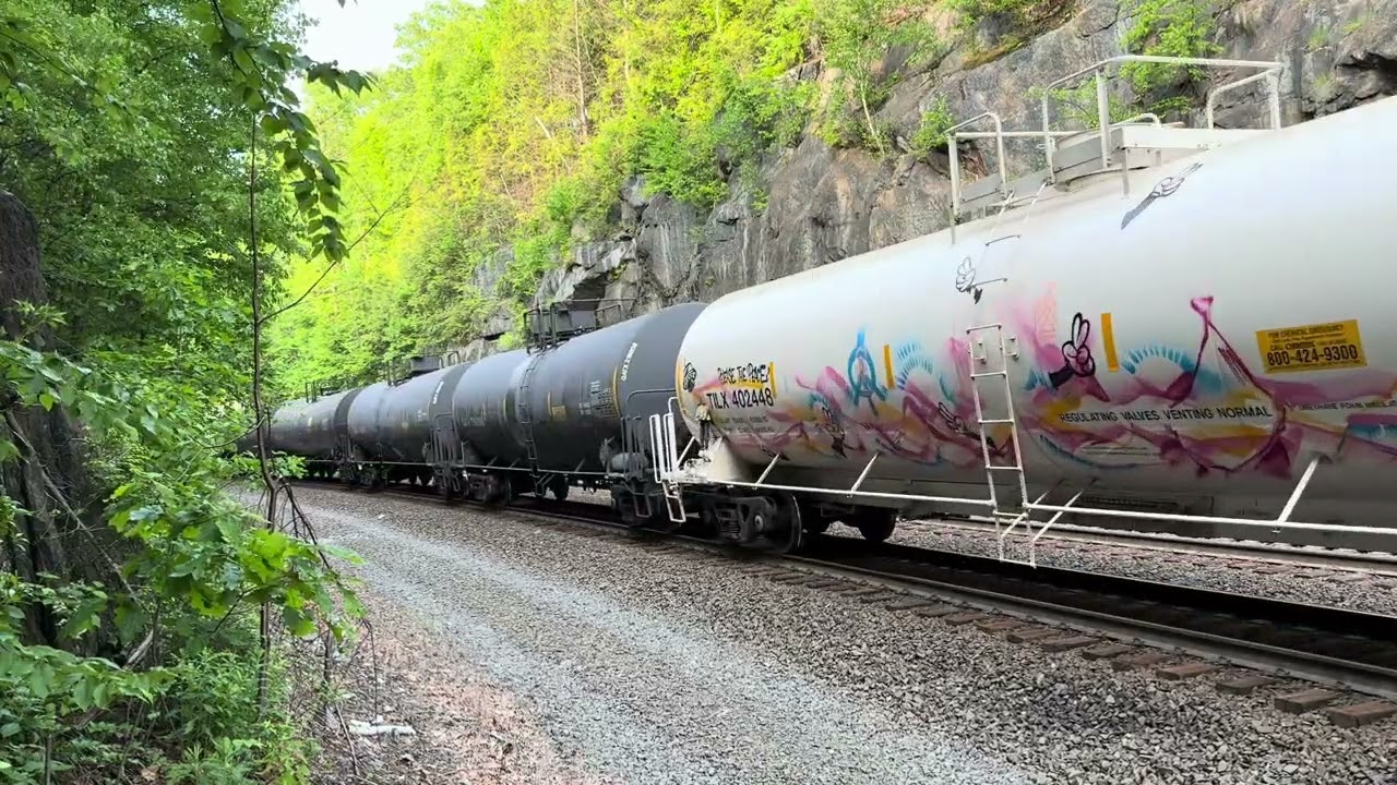 M439 Climbs Past the Rock Walls of Washington Hill