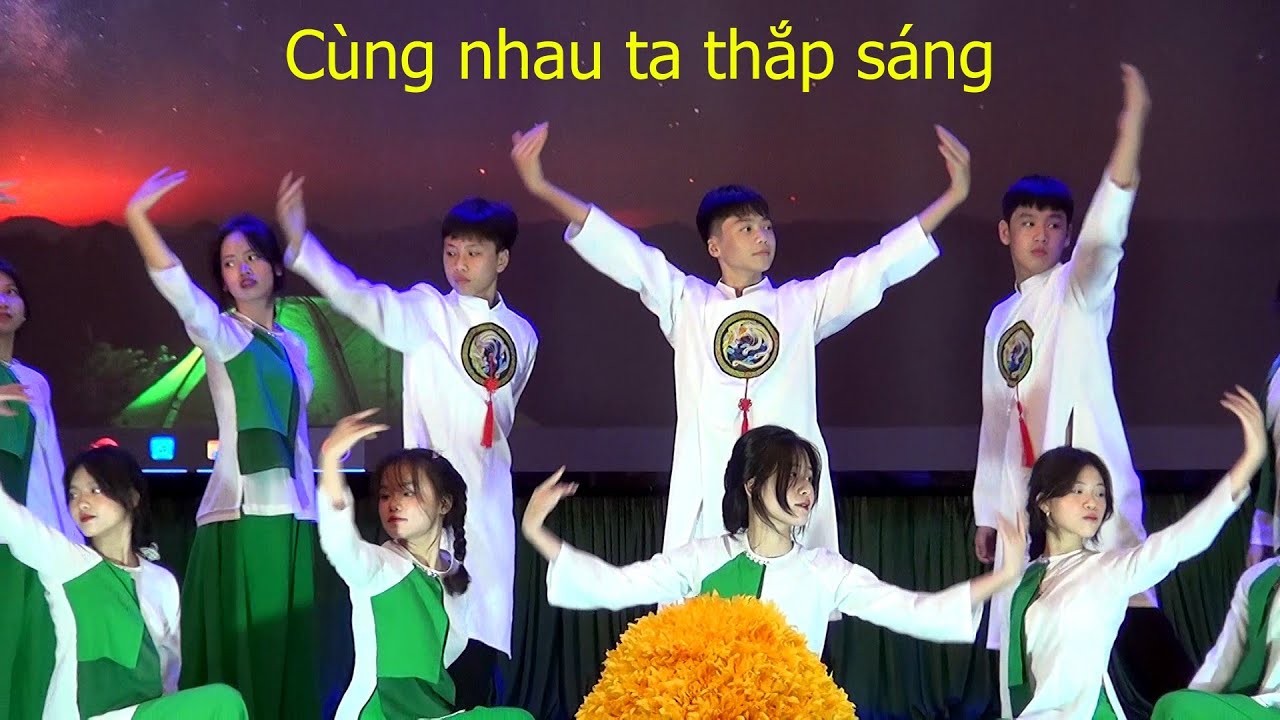 Cùng nhau ta thắp sáng - Tiết mục đạt giải A liên hoan giai điệu tuổi hồng xã Chỉ Đạo