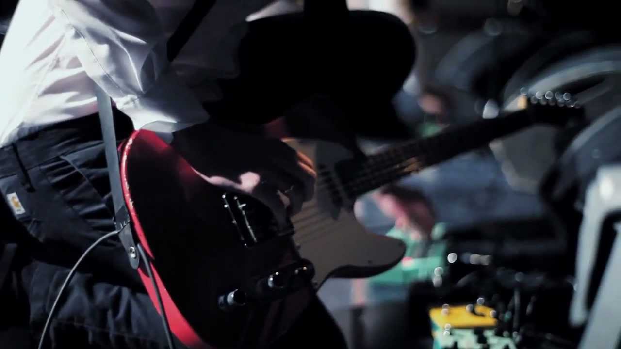 WhoMadeWho - Spejlvendt i VEGA