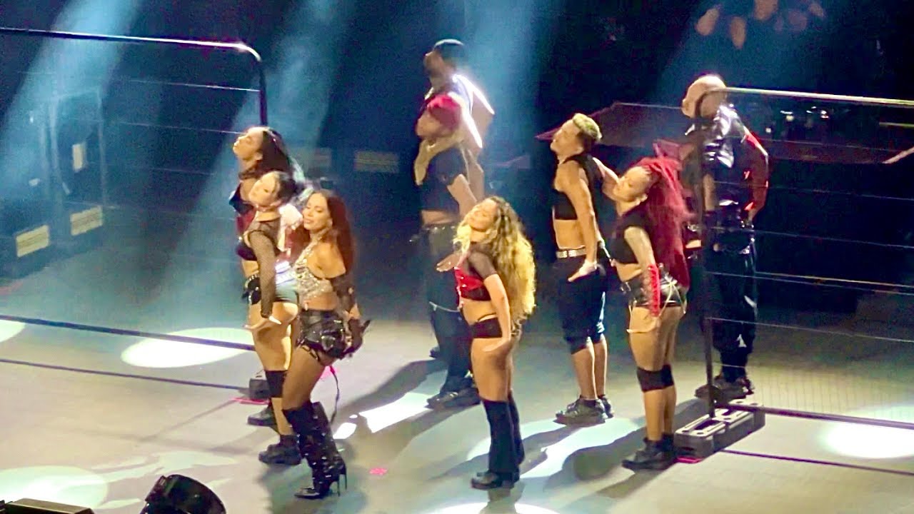 ANITTA ENVOLVER/BELLAKEO - BAILE FUNK EXPERIENCE LONDON LIVE IN CONCERT