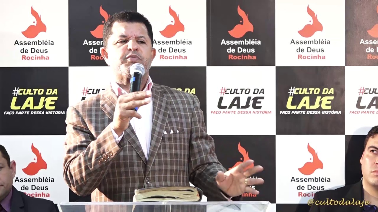 Pr. Abilio Santana pregando no Culto da Laje: sal da terra e luz do mundo.