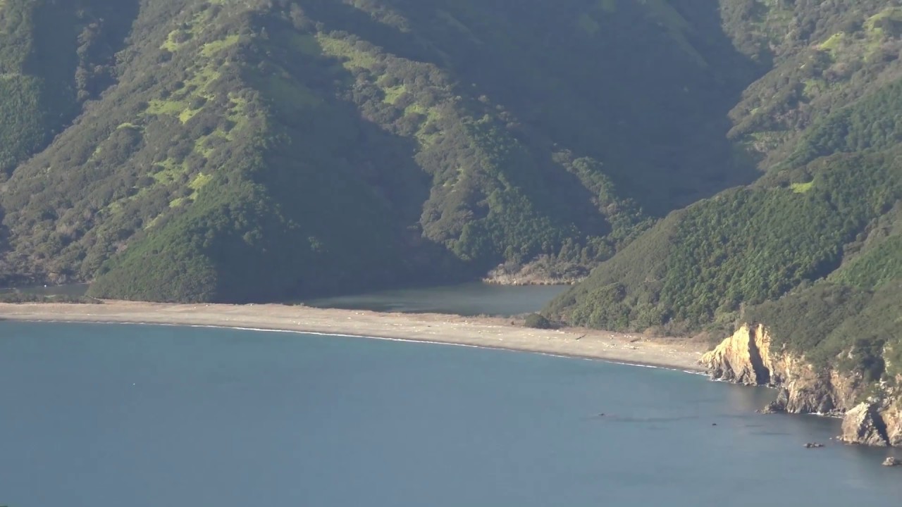 薄月池　天神山から秘境の海跡湖へ