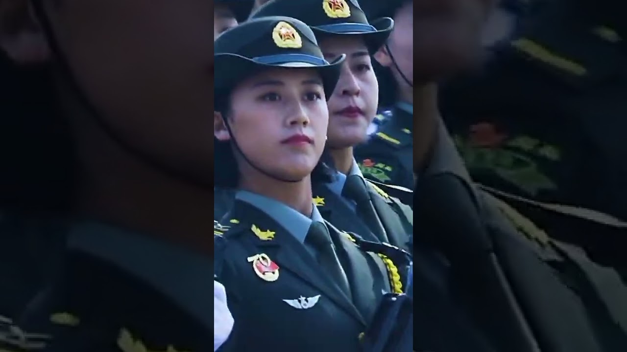 Chinese army march - Woman