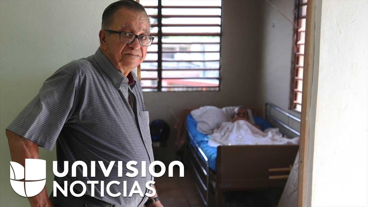 Jubilados, maestros y enfermeras, los grandes héroes en Puerto Rico tras el paso del huracán María